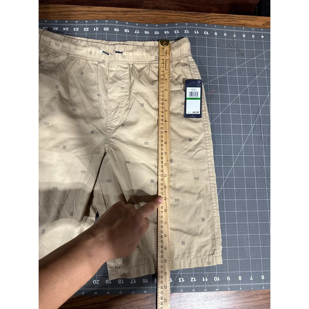 TH tan safari‎  shorts size 16-18 (lg)